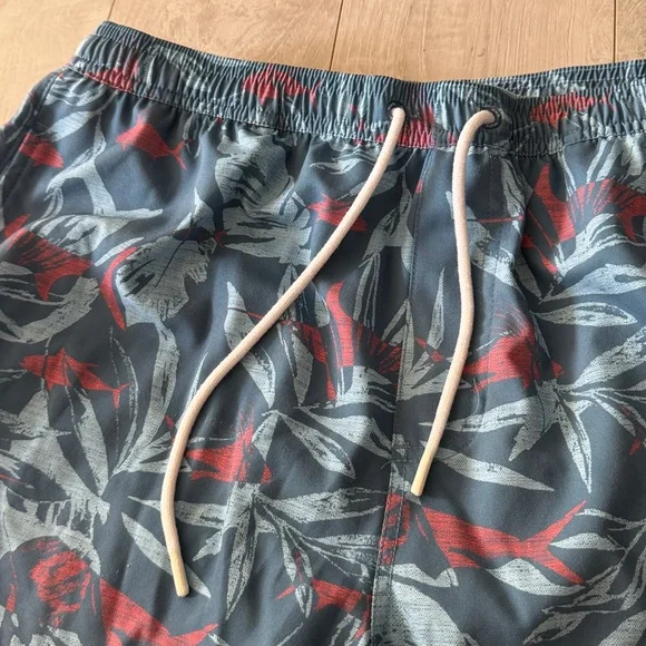 Huk Tropical Blue and Red Swim Shorts Large Hawaii Style - Picture 5 of 11